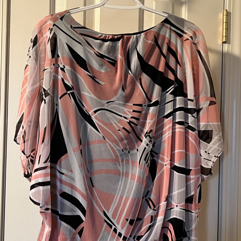Alfani Medium Pink, Black, and White Top - Picture 4 of 4